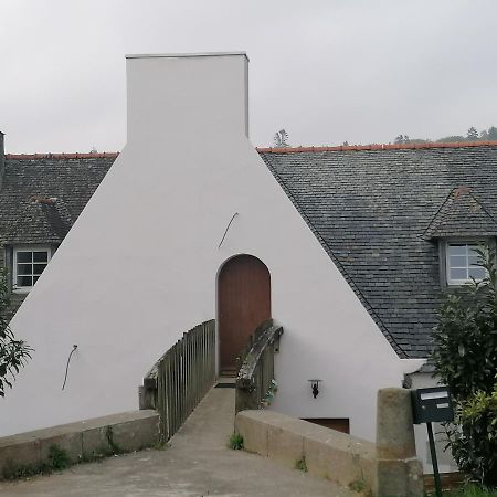 Moulin De Brezal Et Etang A 20 Minute De La Mer Plouneventer Exterior photo